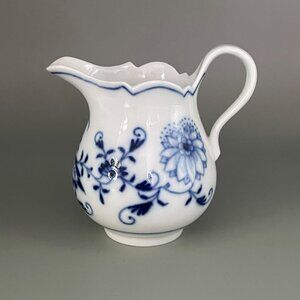 Vtg Meissen Blue Onion Porcelain Creamer German 3.75" Blue White Crossed Swords